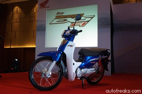 Honda Dream EX5110 phiên bản Fi xuất đầu lộ diện